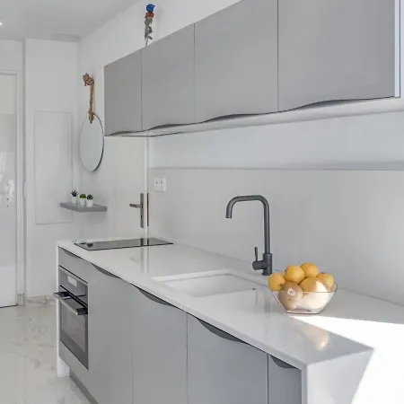 La Kamarina By Interhome *